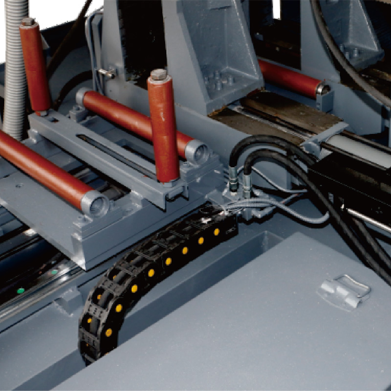 GZ4246NC Newly Upgraded Large Square Column High-Speed Intelligent Band Sawing Machine